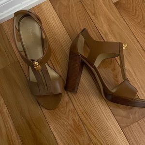 Micheal Kors Berkeley Sandals